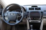 Toyota Camry Hybrid 2013 года